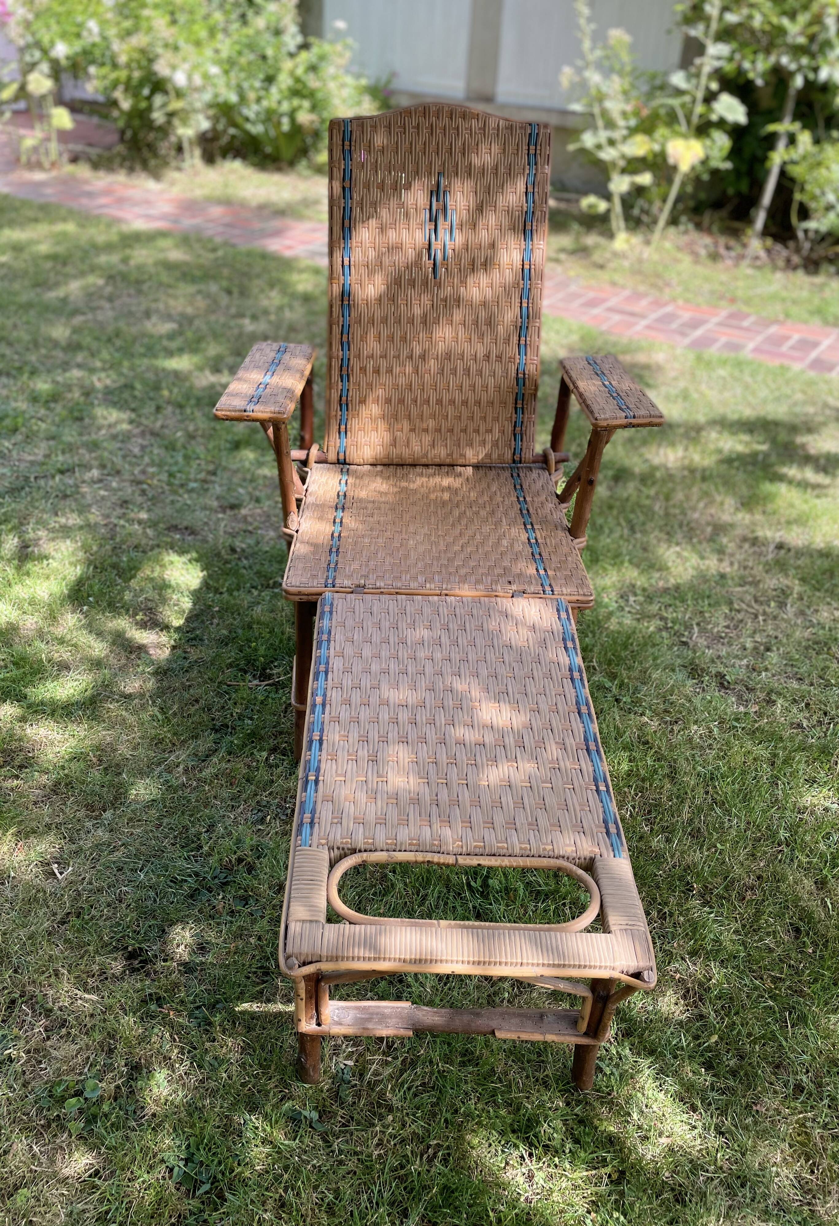 Antique wicker and hazel chaise longue