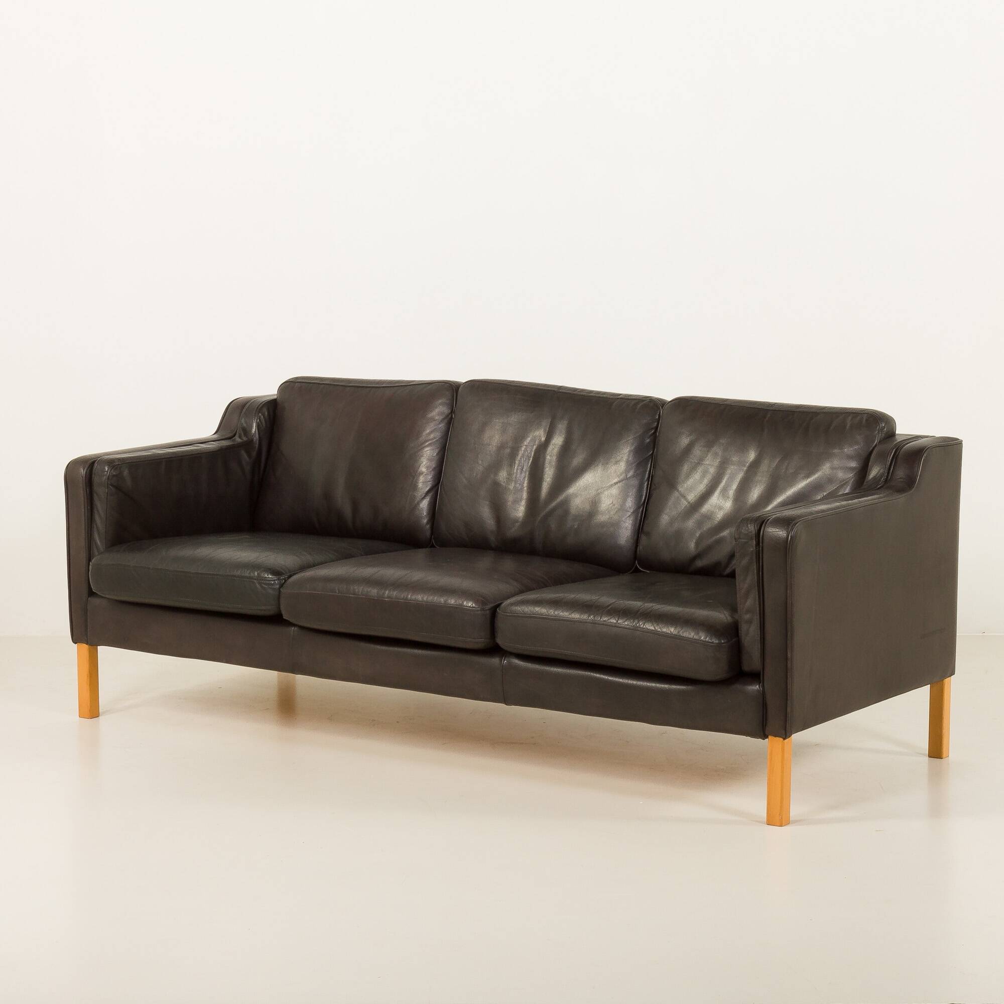 Vintage black leather sofa by Mogens Hansen, Deanmark 1970s