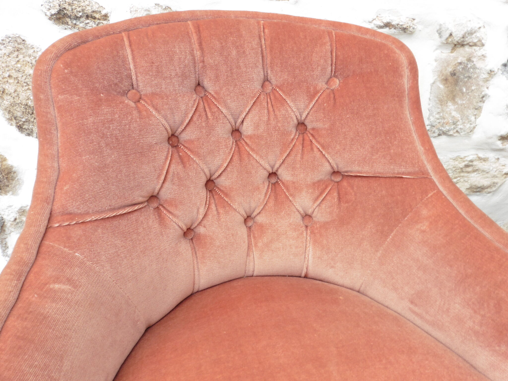 Toad old velvet armchair pink