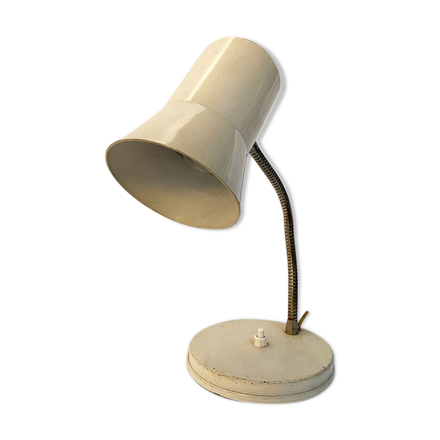 Cream metal lamp