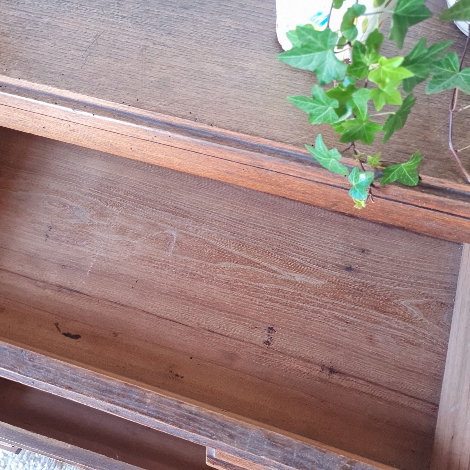 Art Deco chest of drawers in solid oak