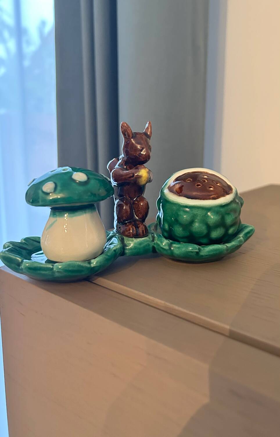 Barbotine Écureuil Salière poivrière