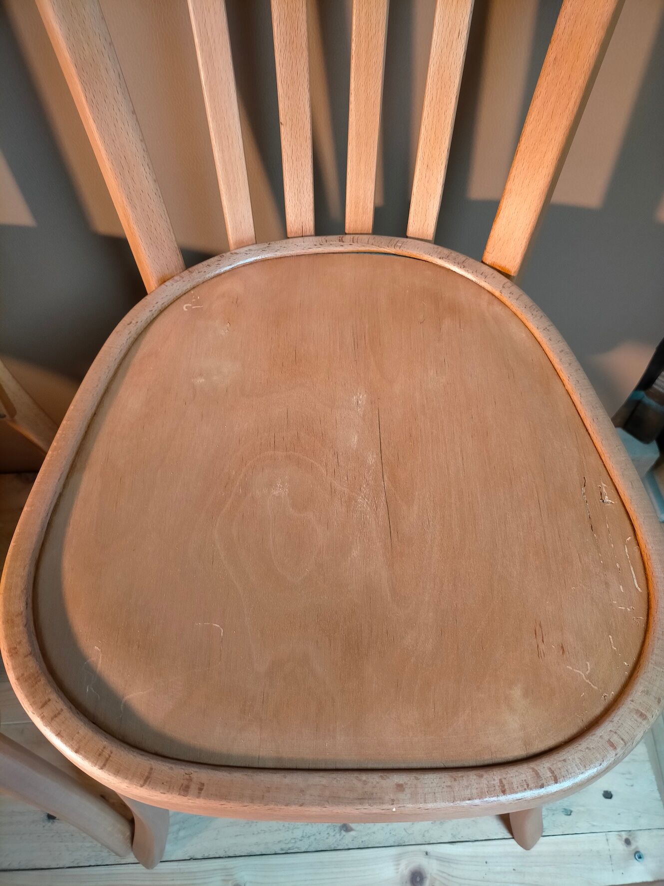 Set of two vintage bistro chairs in curved wood - baumann
