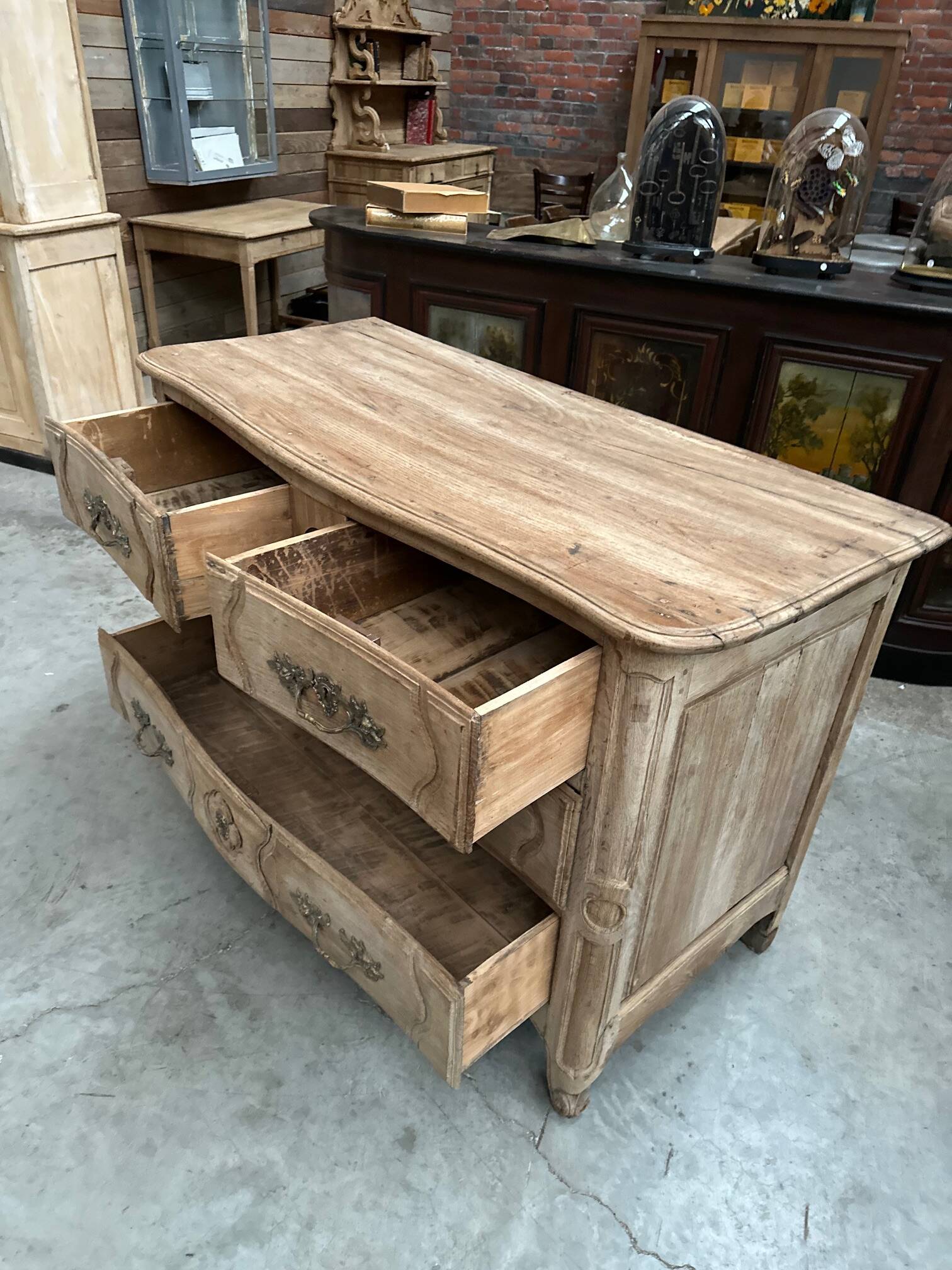 Commode en chêne XVIIIème