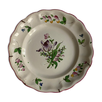 Plate of Nevers in earthenware late eighteenth century floral decoration