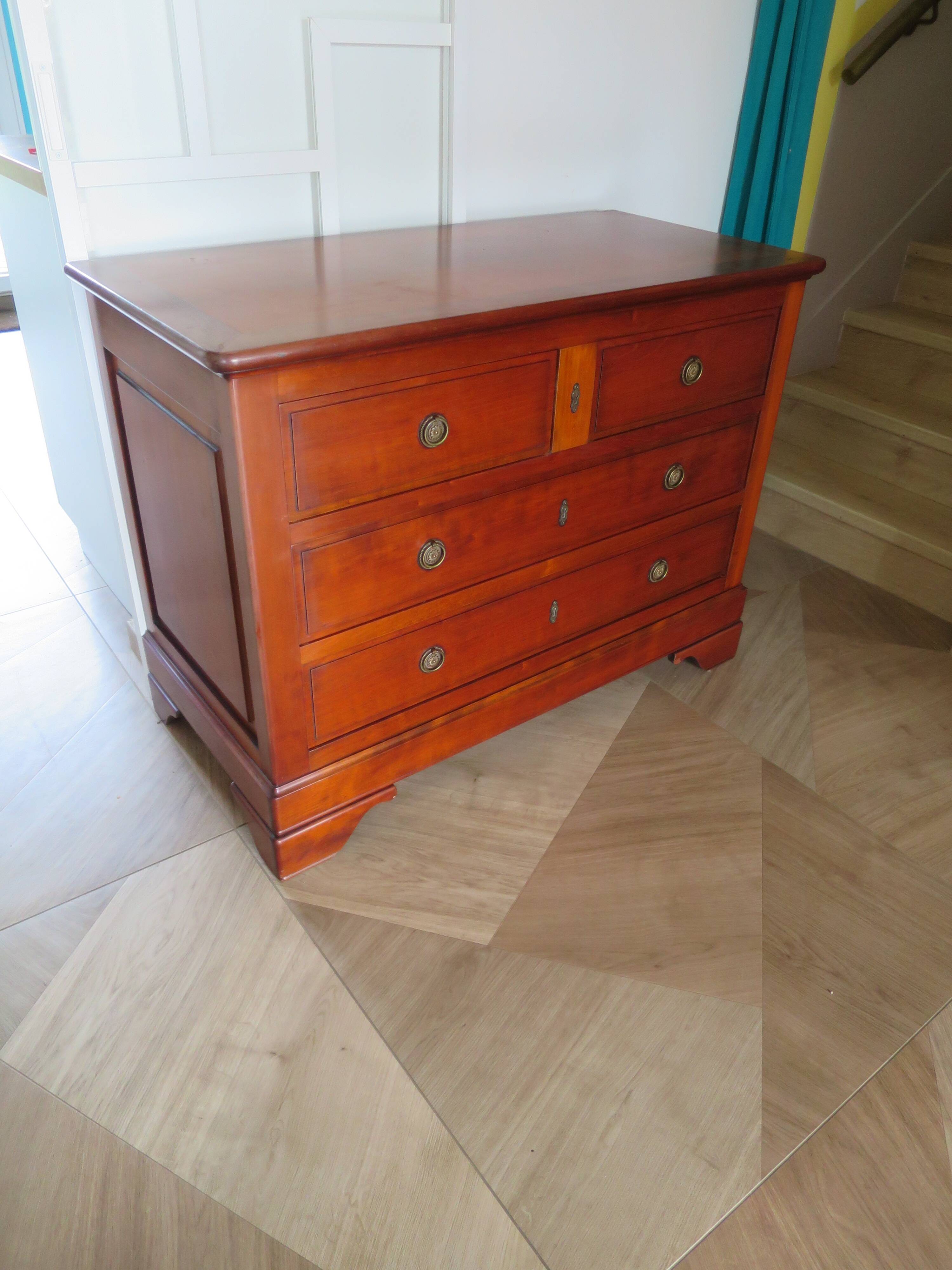 Antique - chest of drawers - 4 drawers - solid wood - cherry