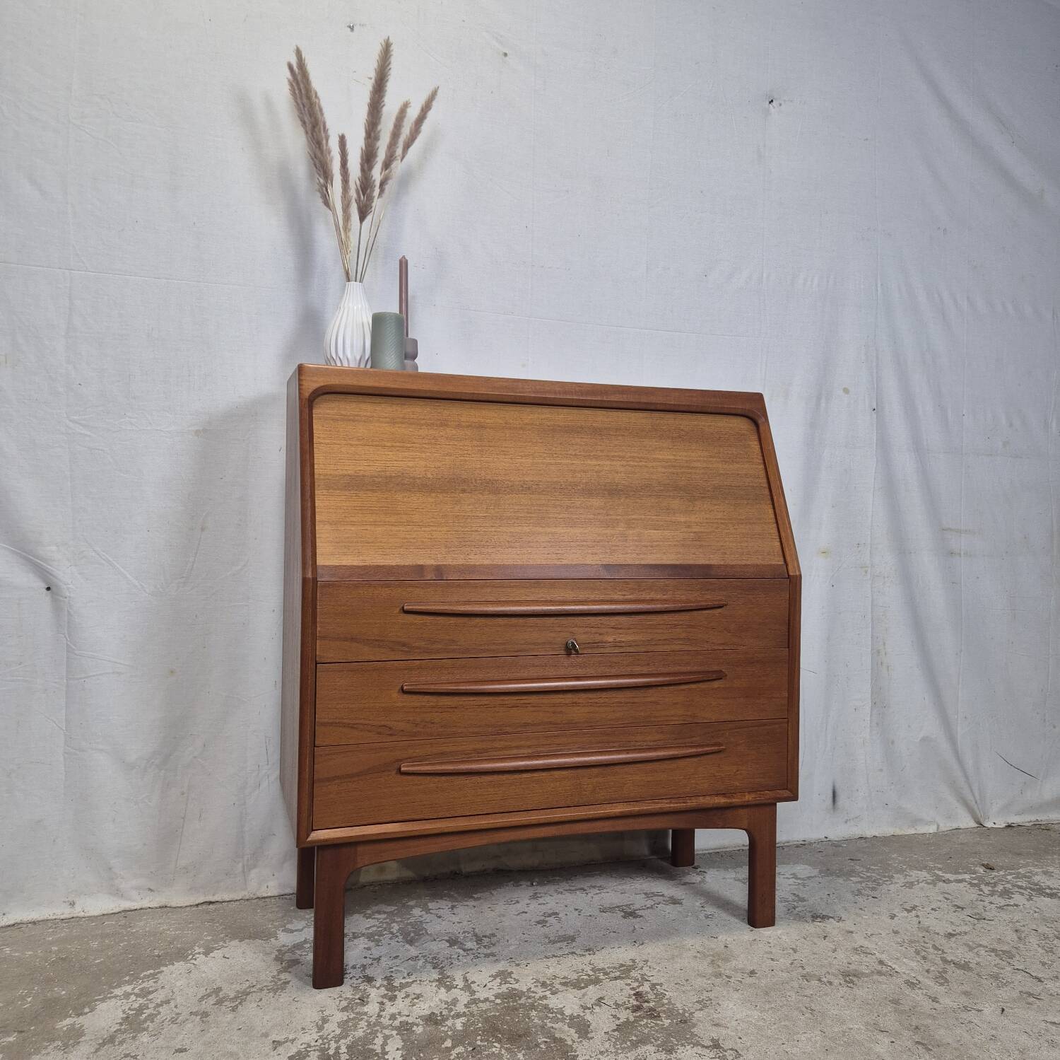 Bernhard Pedersen & Søn, secrétaire danois vintage, coiffeuse