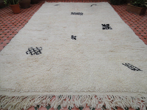 Beni Ouarin carpet 307 x 191 cm