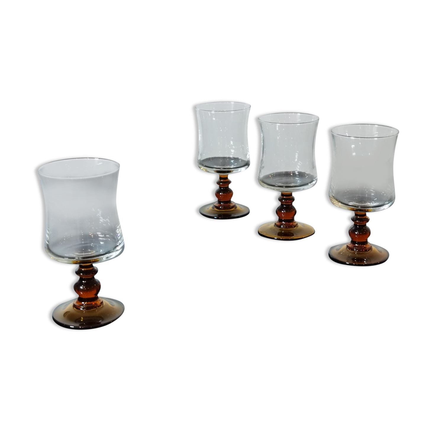 4 verres à vin Luminarc pieds ambrés