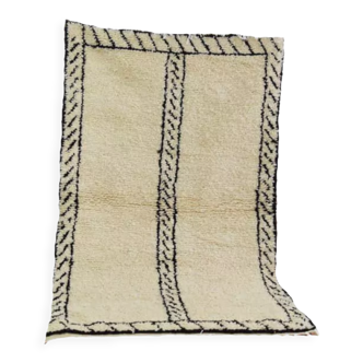 Moroccan berber carpet 170x105cm