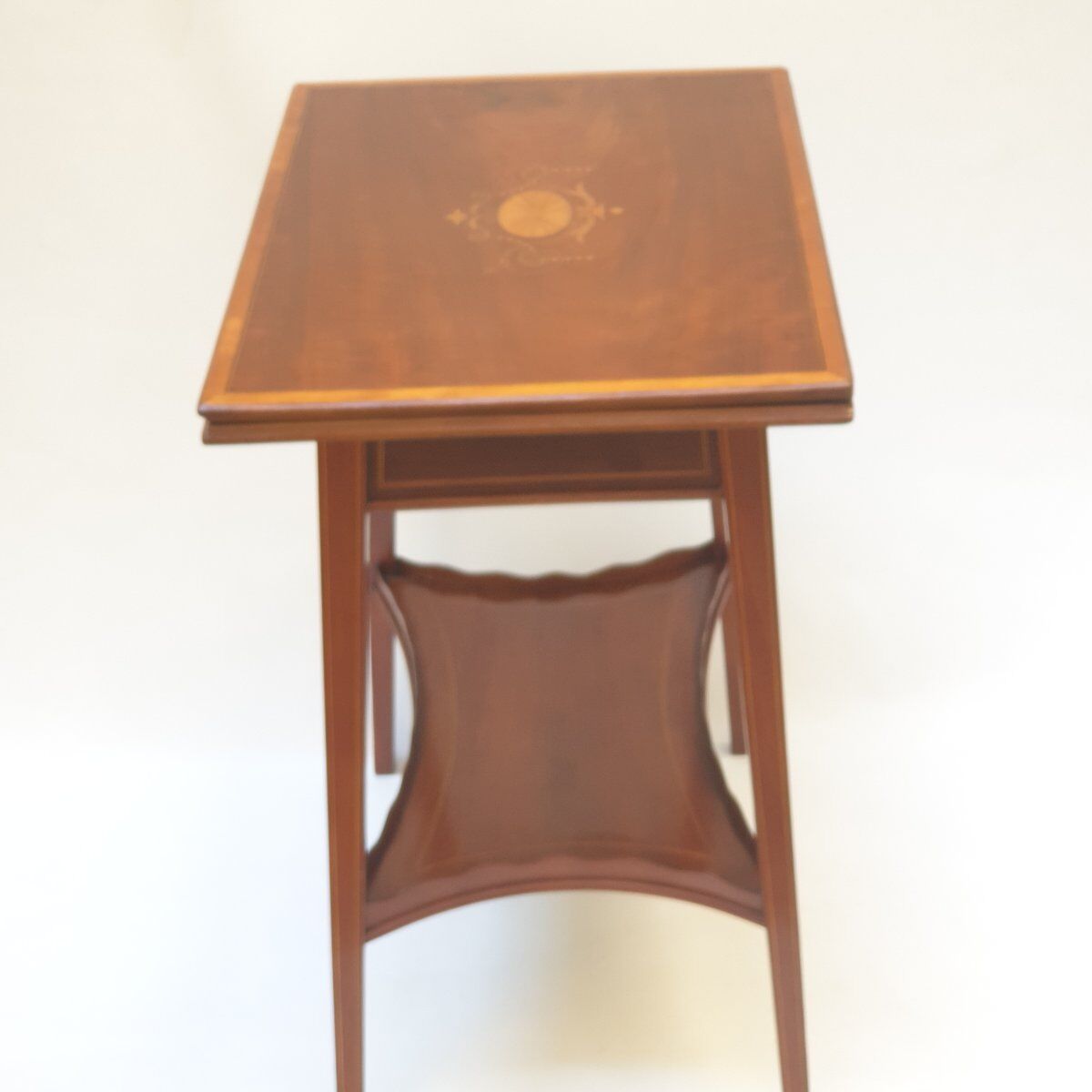Game table in mahogany England late 19th century early 20th century