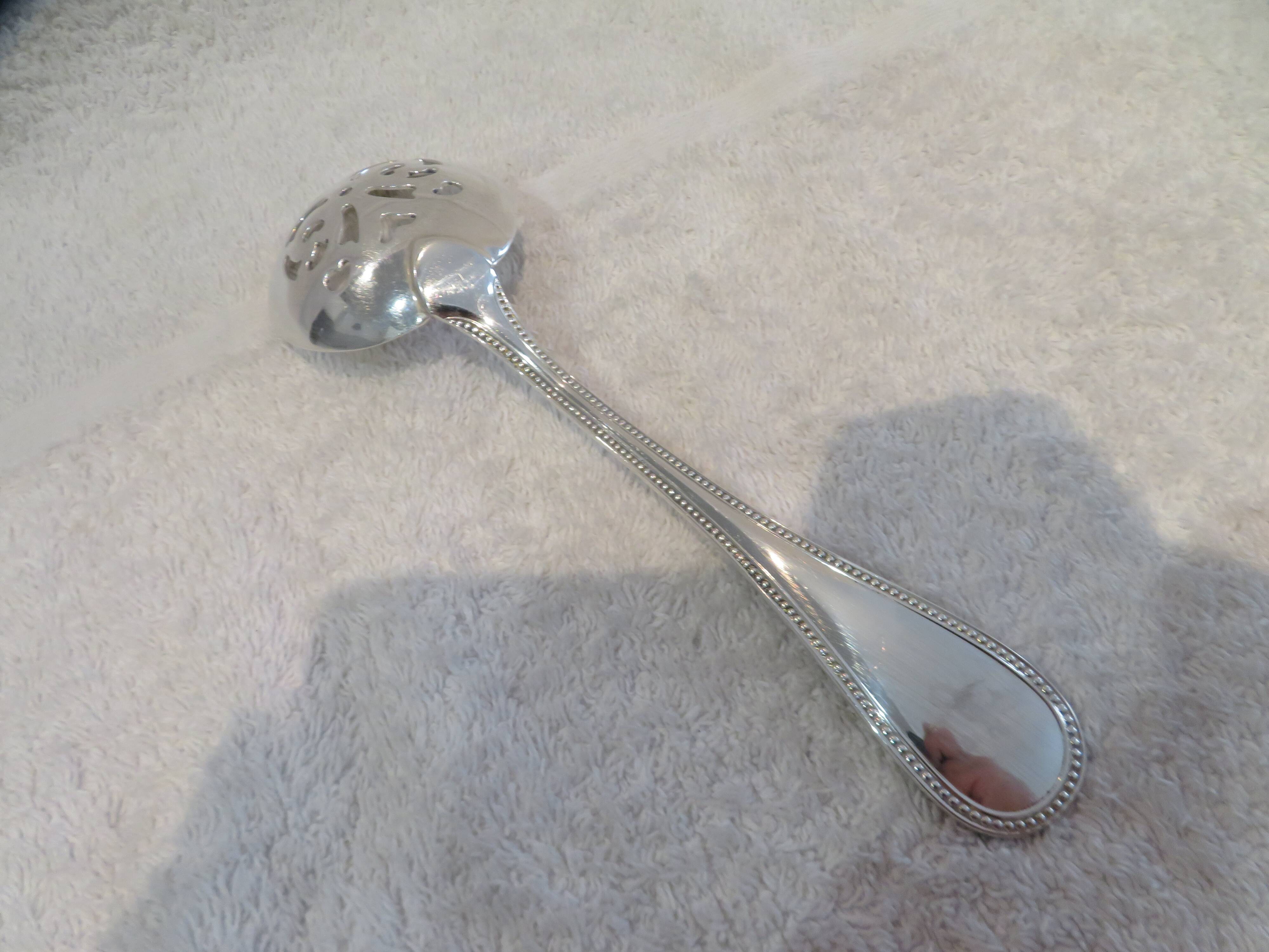 Christofle silver-plated ice cube serving spoon with pearl decoration