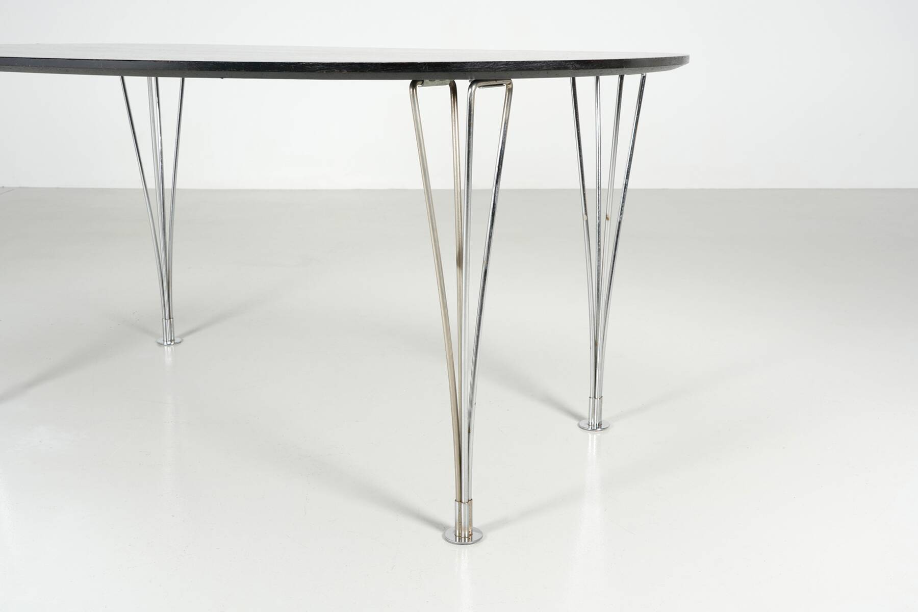 Piet Hein SuperEllipse table by Fritz Hansen circa 1980