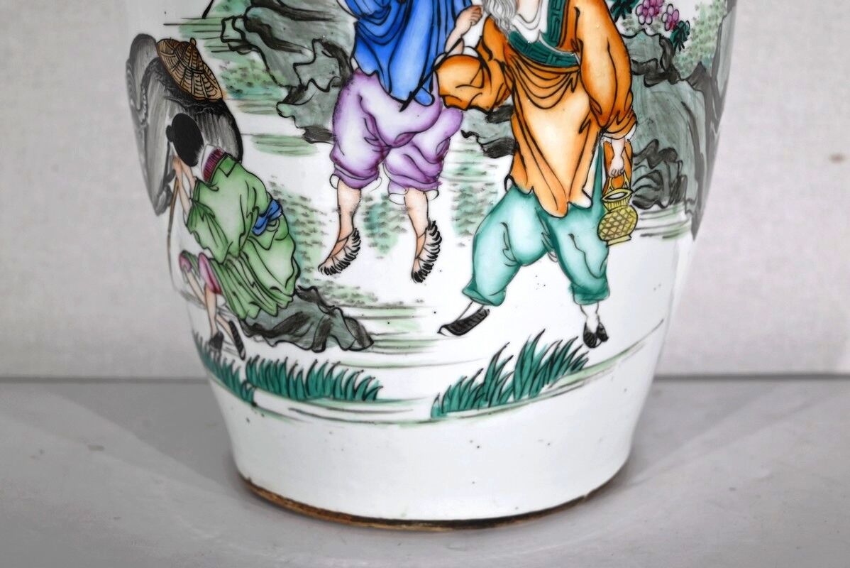 Chinese porcelain vase – xxth