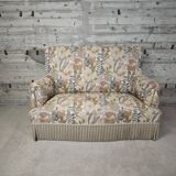 Toad sofa