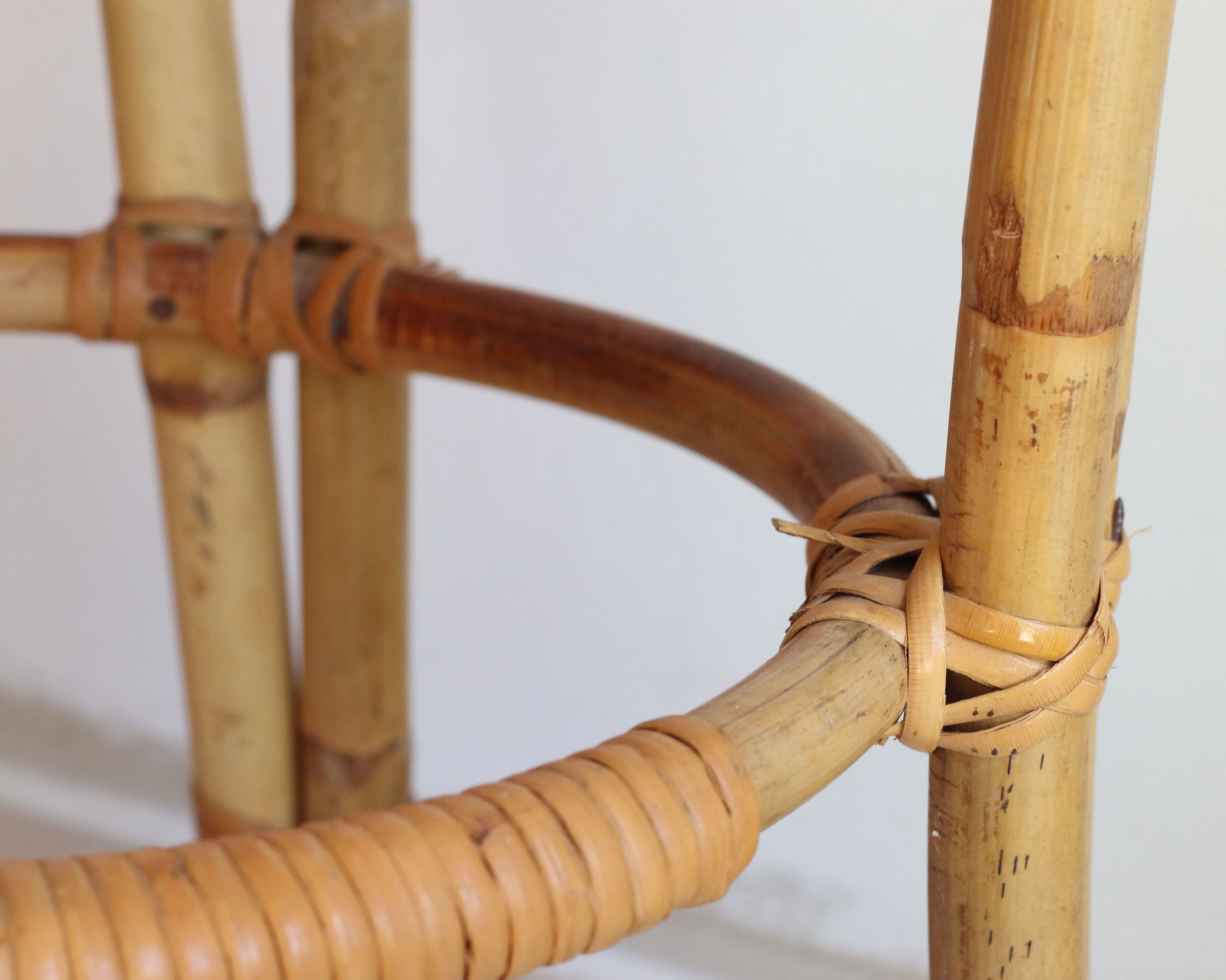 Stool-end of sofa-plant holder in rattan of years 60