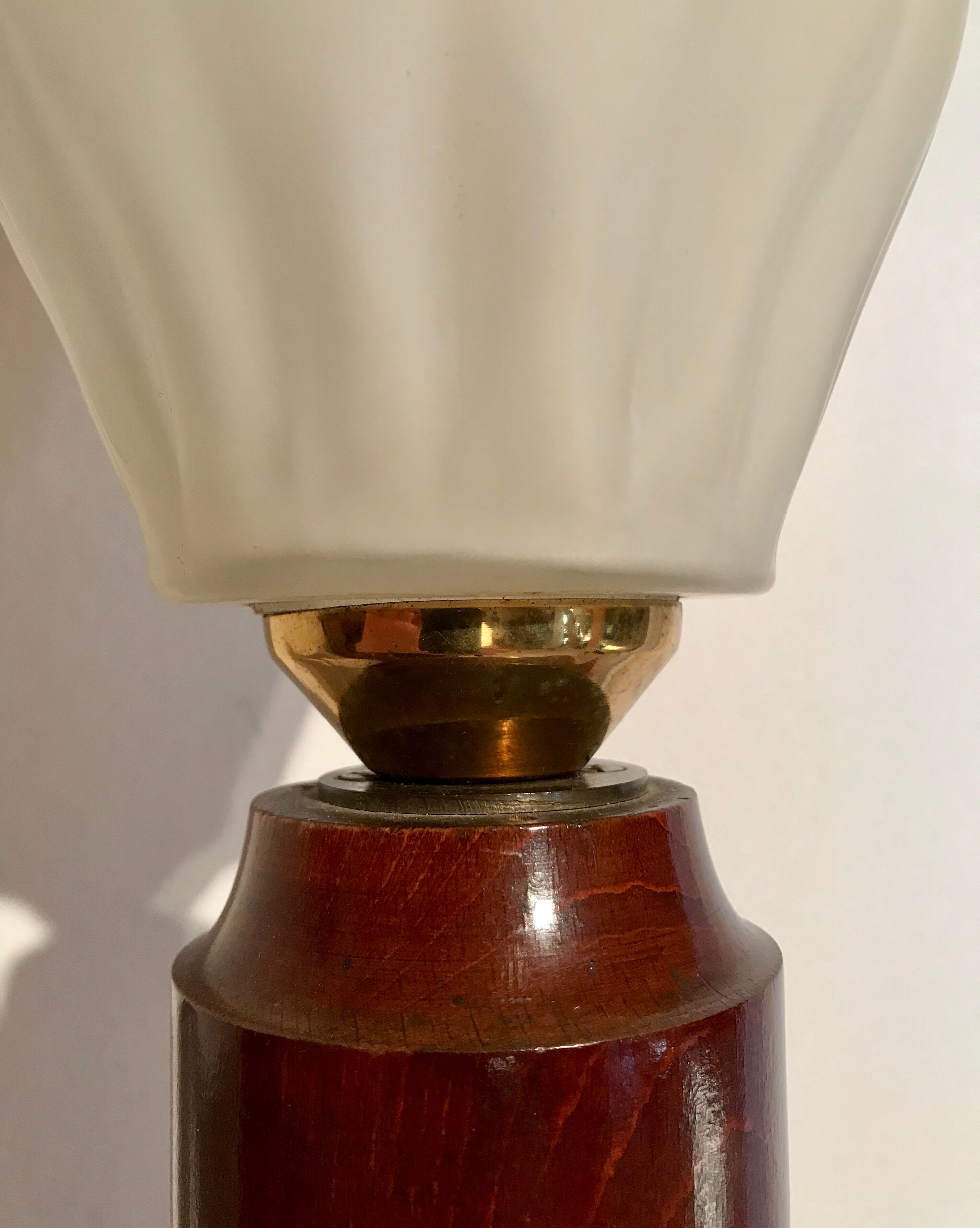 Art Deco lamppost 1930