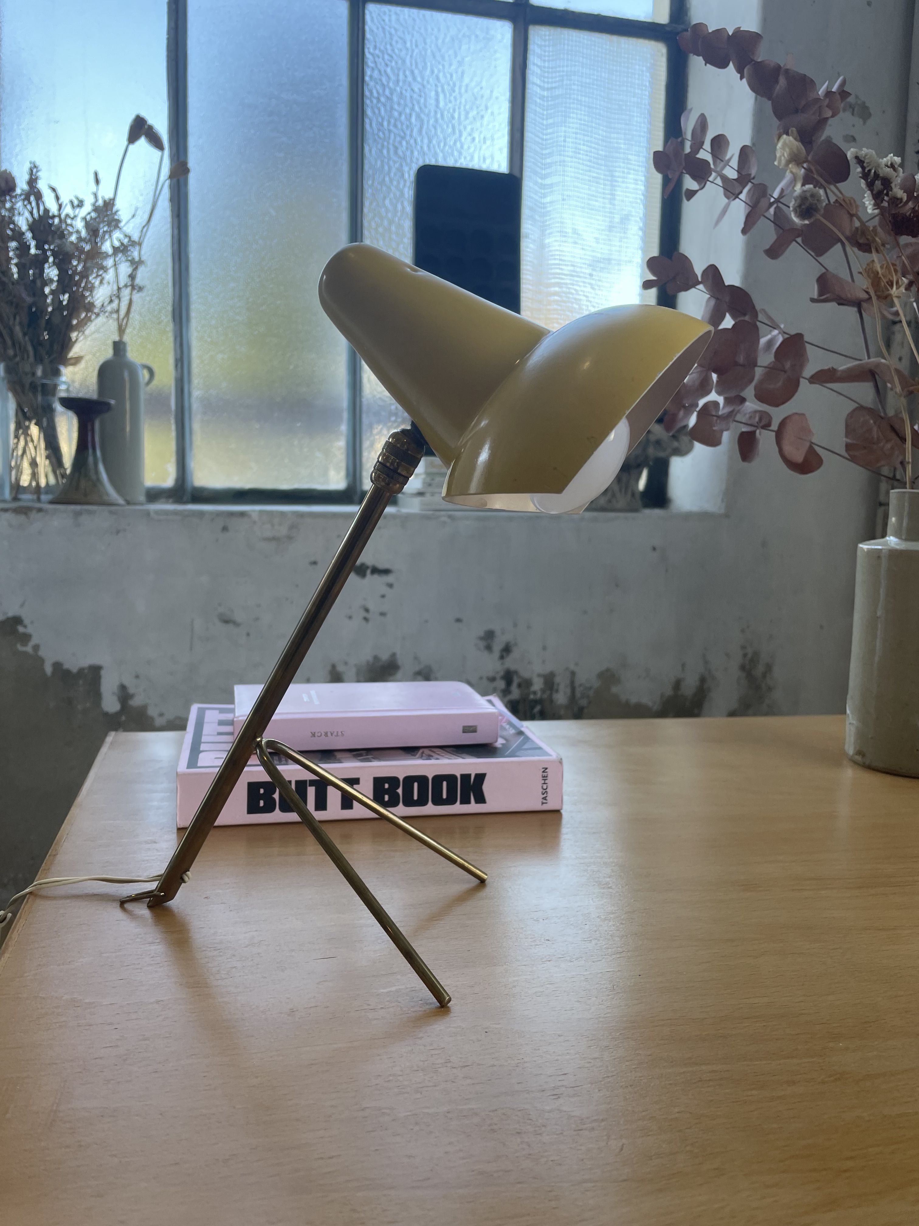 Lampe de bureau cocotte jaune