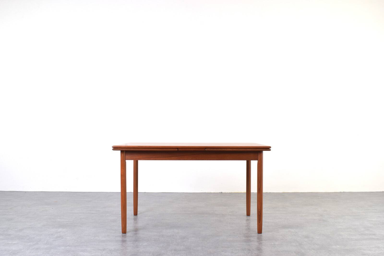Mid-Century Danish Teak Extendable Dining Table, 1960s.