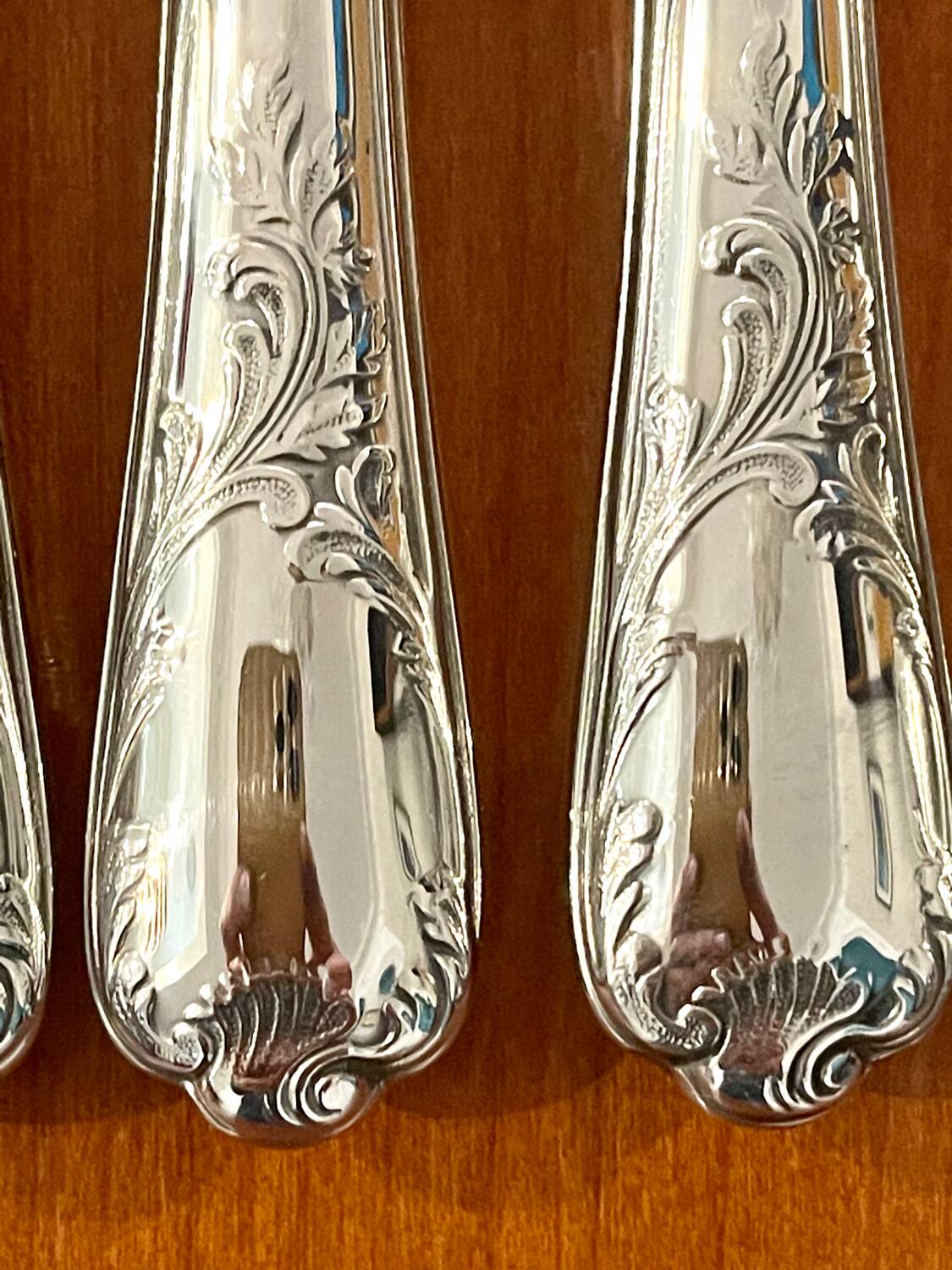 Christofle marly 12 marly knives 19.5 cm superb condition