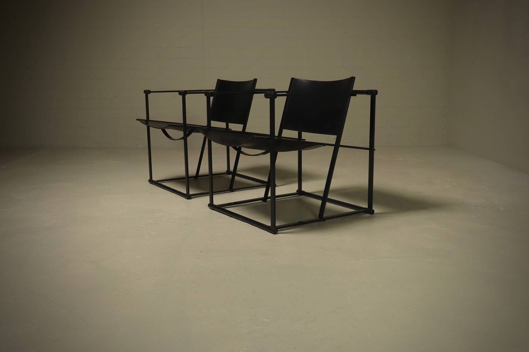 Set of 2 lounge chairs model FM60 by Radboud van Beekum for Pastoe 1980s