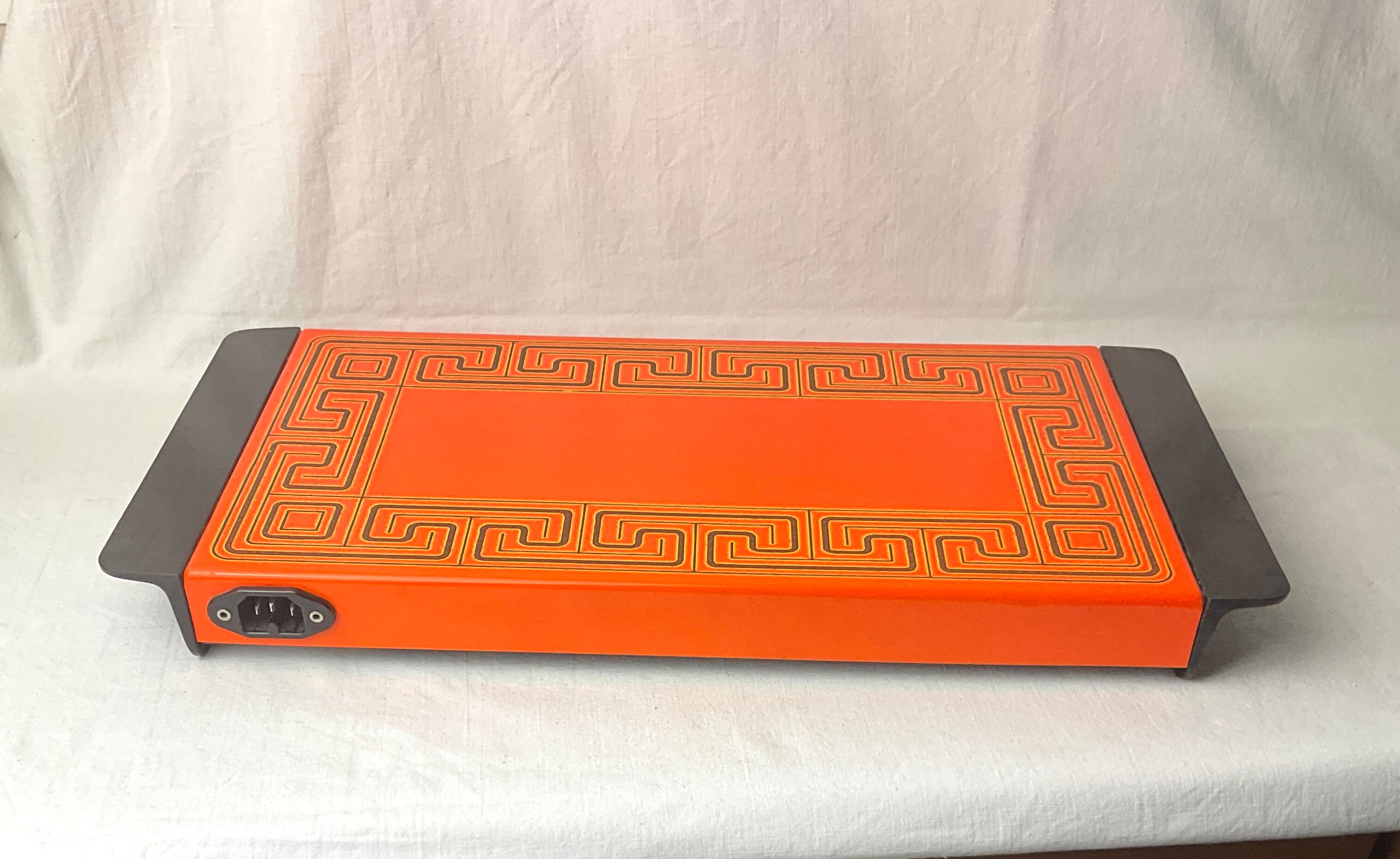 Vintage orange underplate 70s