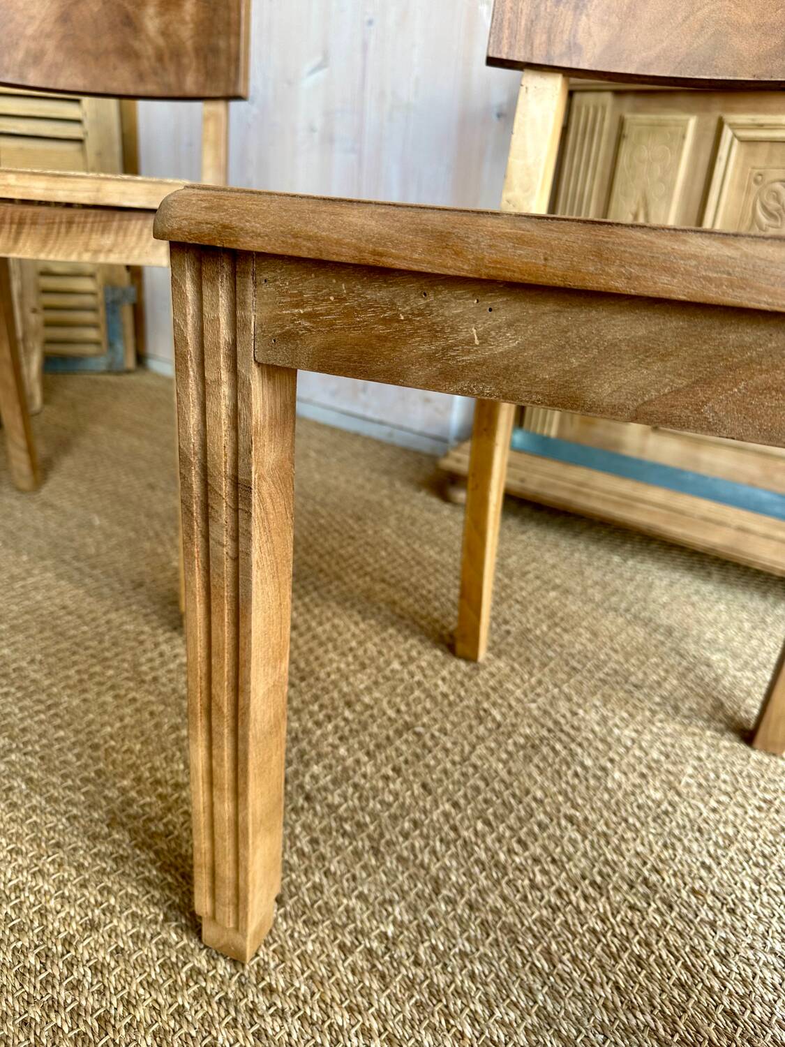 Set of 4 vintage chairs in light wood and cane – refurbished