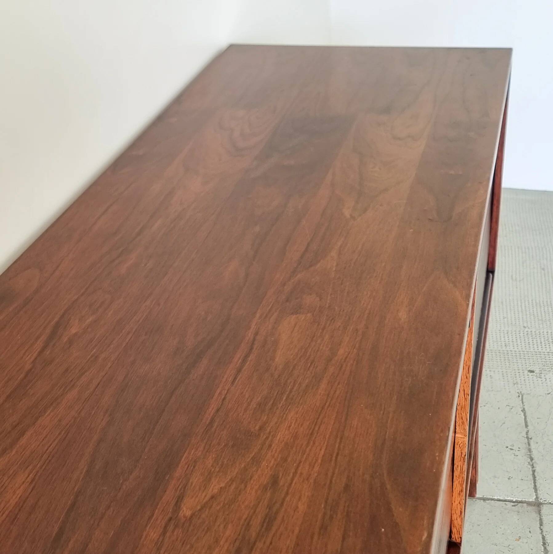Enfilade M501 en palissandre par Gianfranco Frattini pour Bernini