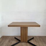 Table basse pivotante Pierre Guariche