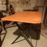 Iron folding table