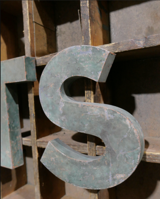 Metal sign letters