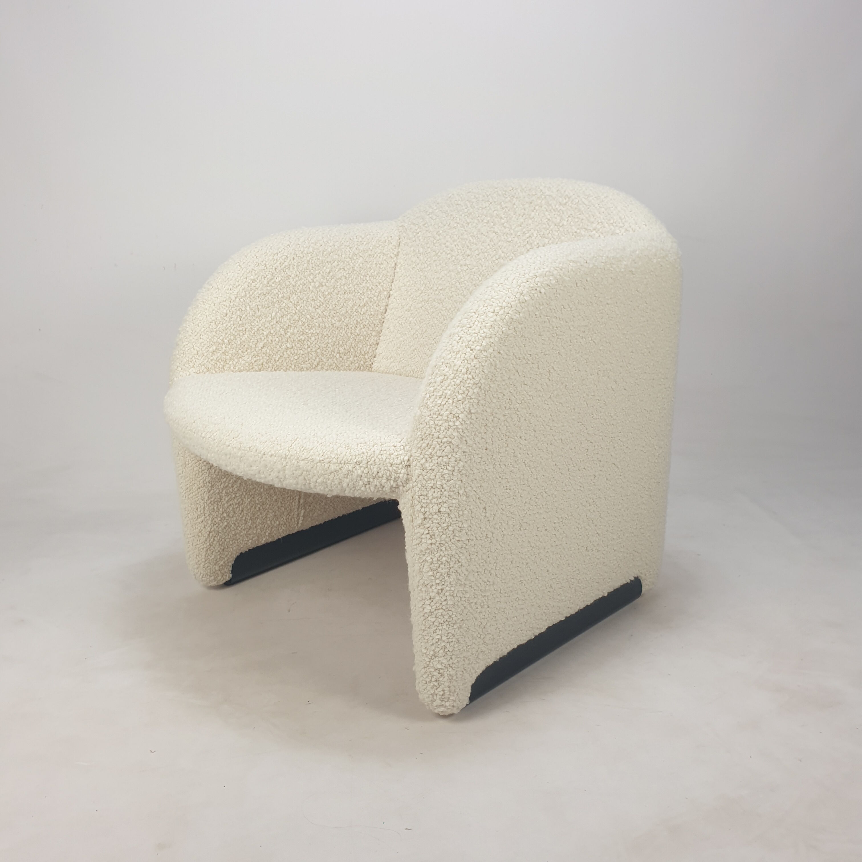 "Ben" armchair by Pierre Paulin for Artifort, 1980s