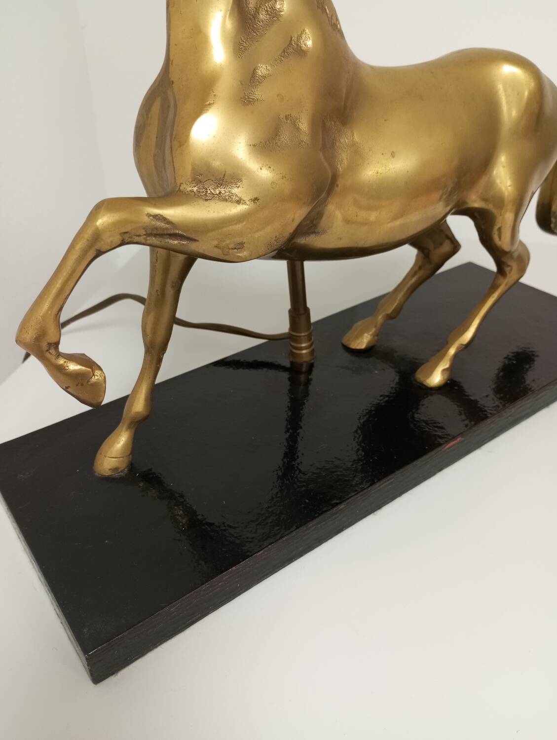 Table lamp Horse in gilded brass
