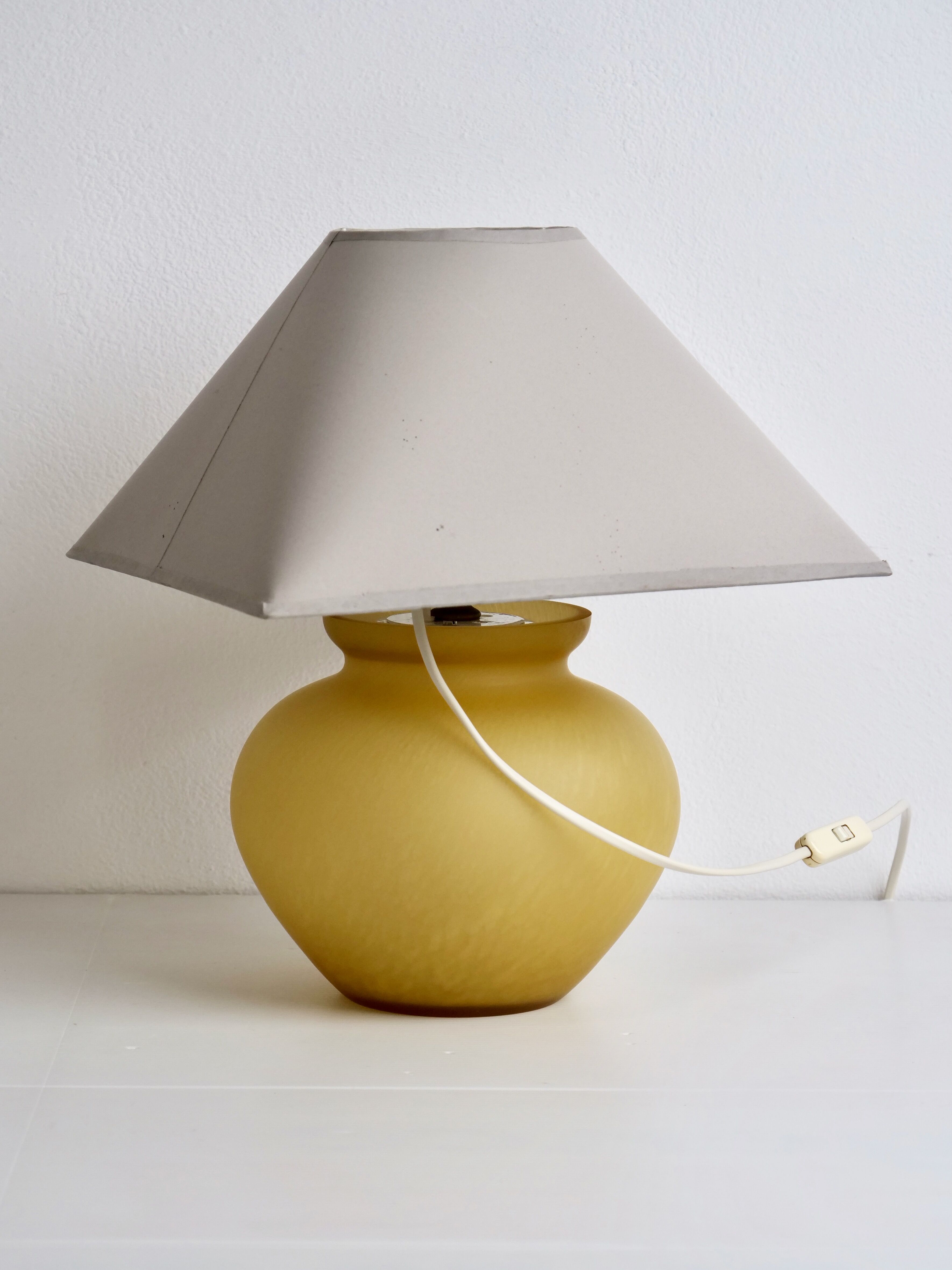 Melarti yellow sandblasted opaline lamp