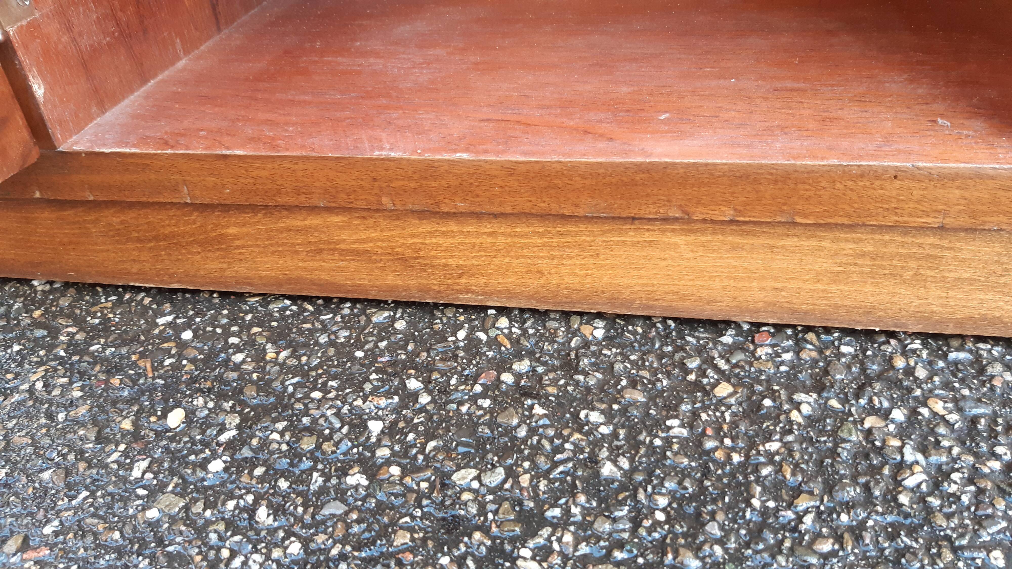 Art Deco display cabinet