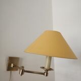 Reading light with 3 articulated arms