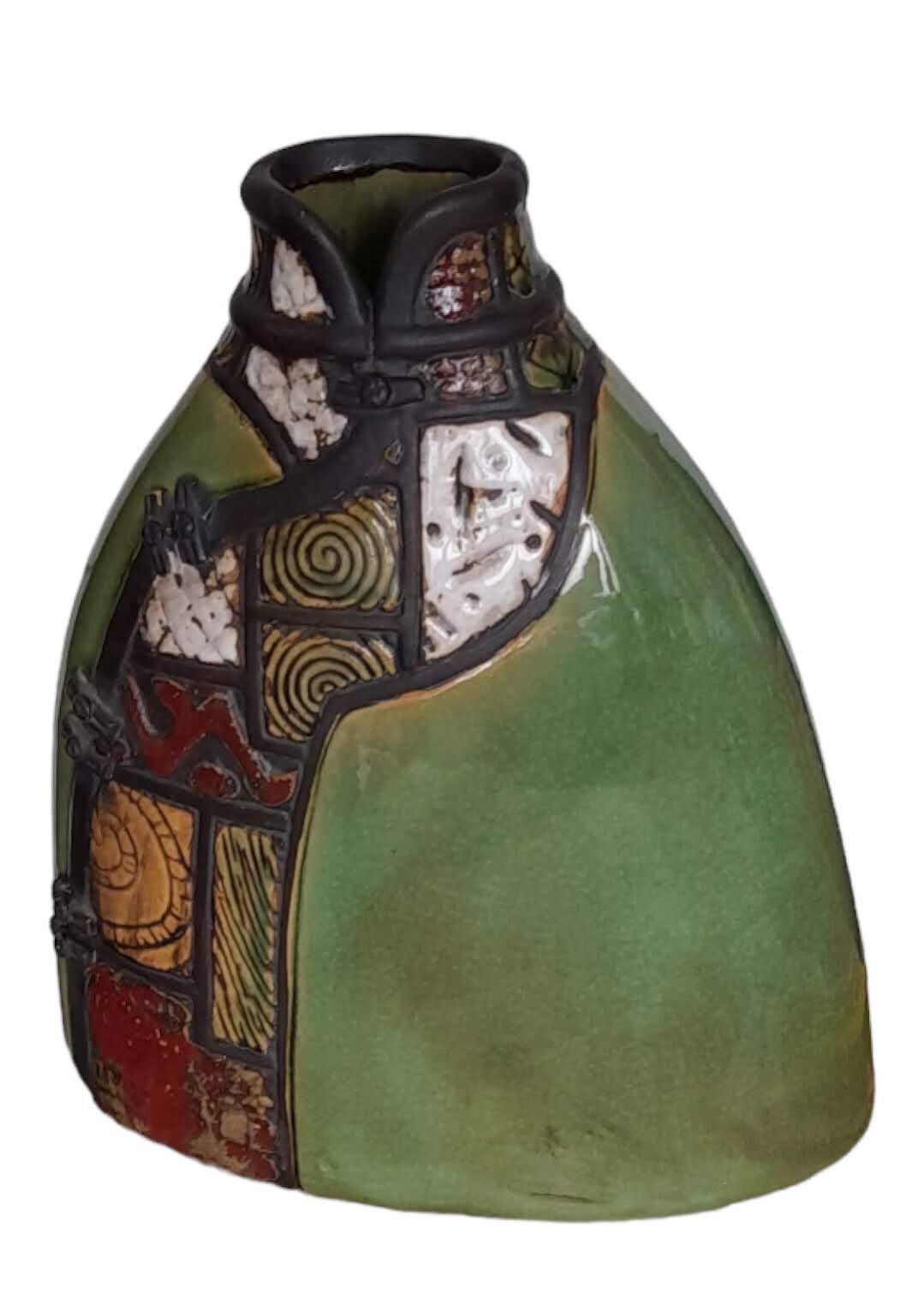 Vase in the shape of an Asian shirt. Height 27 cm