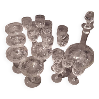 Service verres et carafe à eau cristal Baccarat mimosa