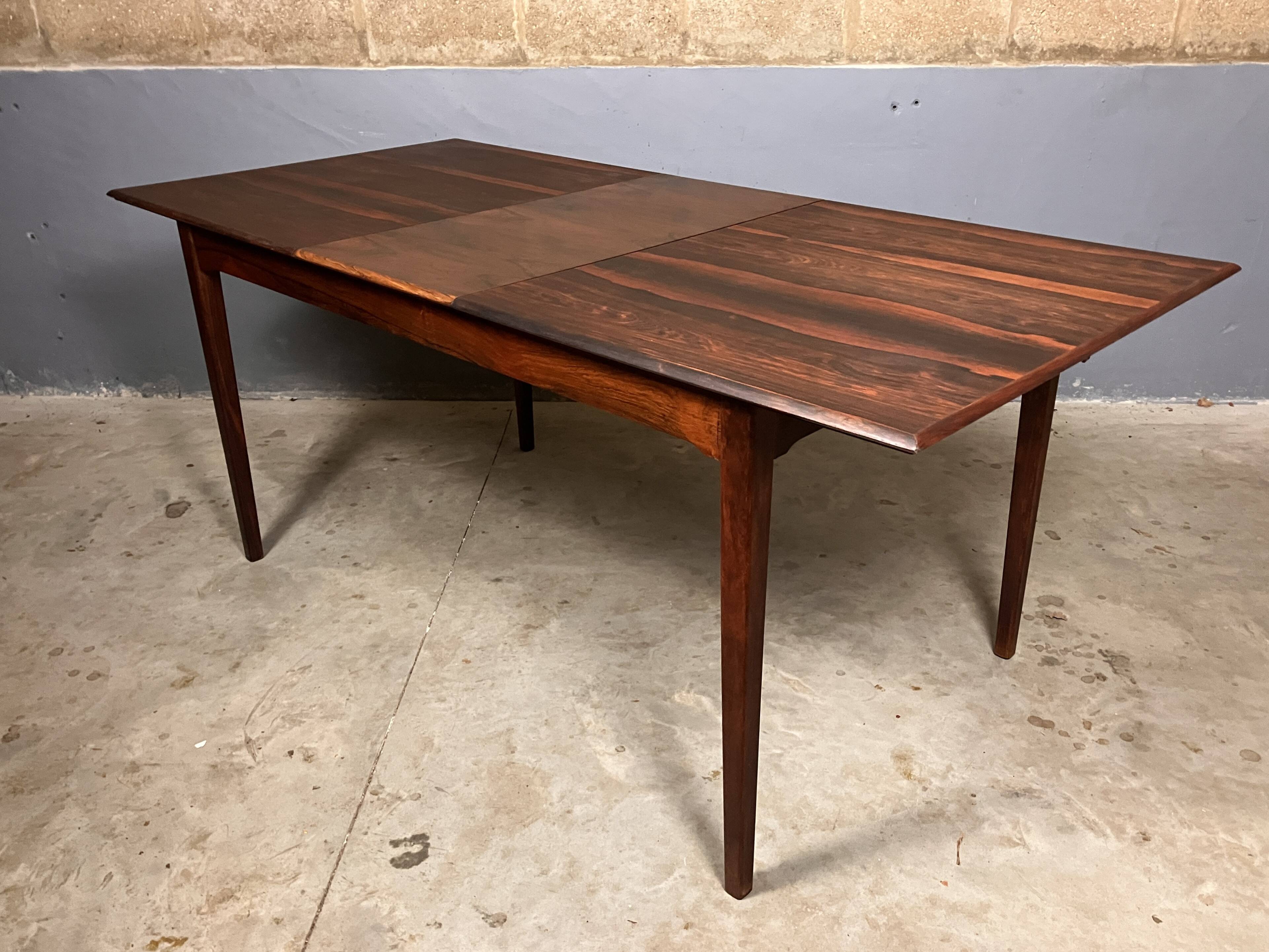 Mid-century rosewood extendable dining table