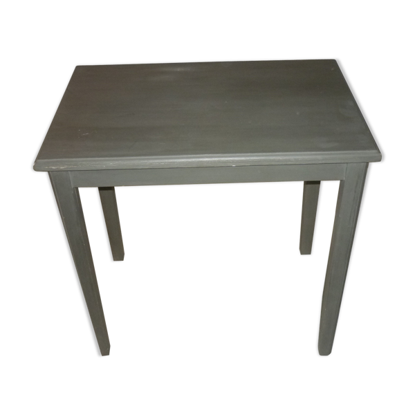Table en bois peint grise