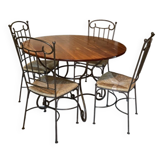 Table et quatre chaises fer forgé et bois