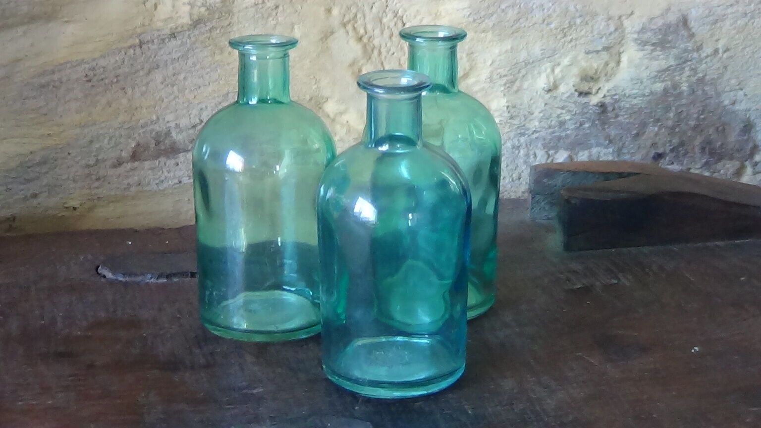 Bouteilles en verre bleu
