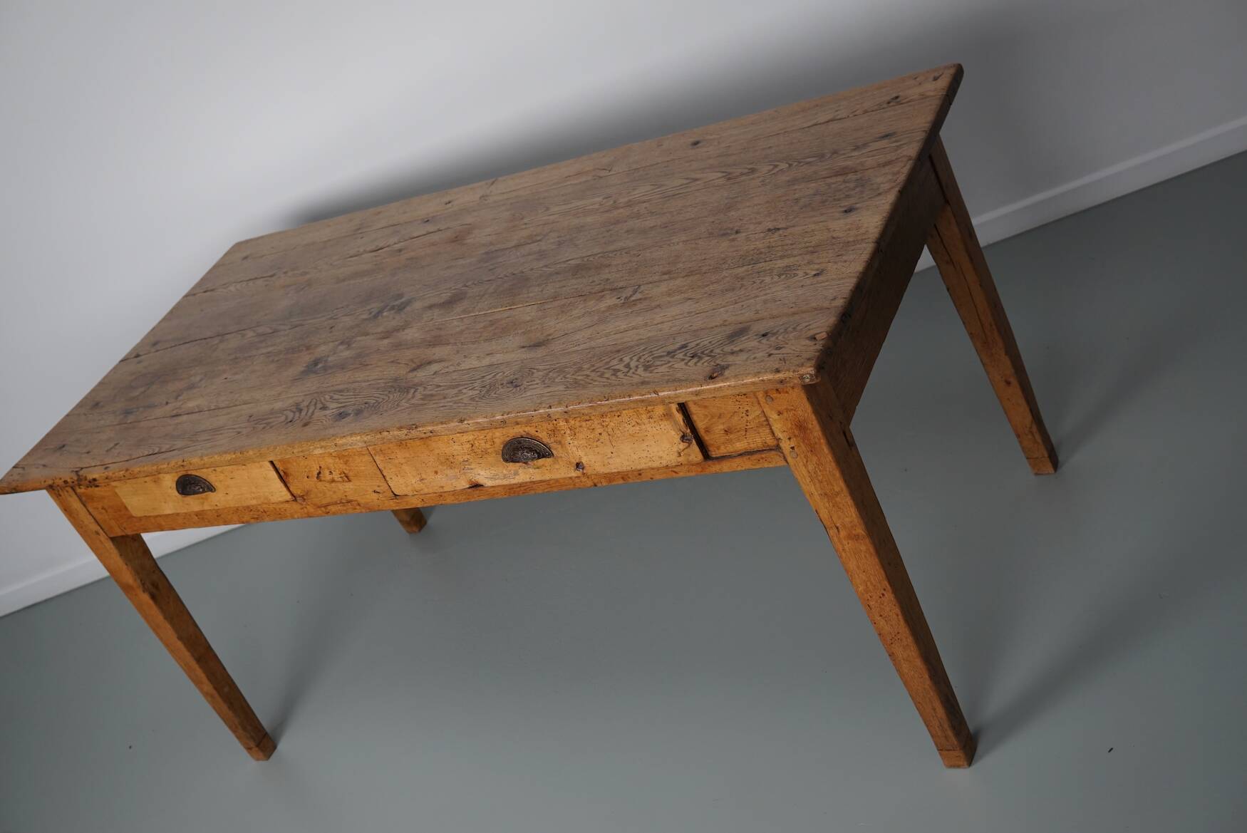 Antique light gold oak 19th century french rustic farmhouse dining table