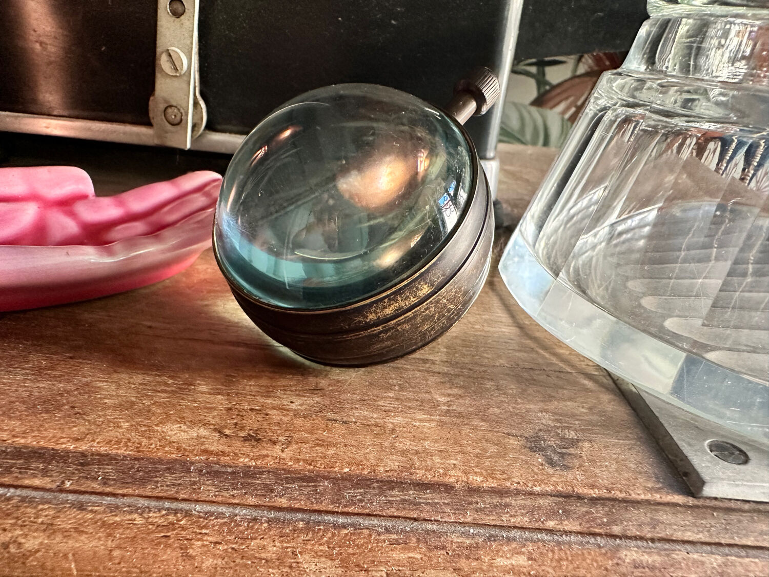 Convex table clock double-sided pink of the winds