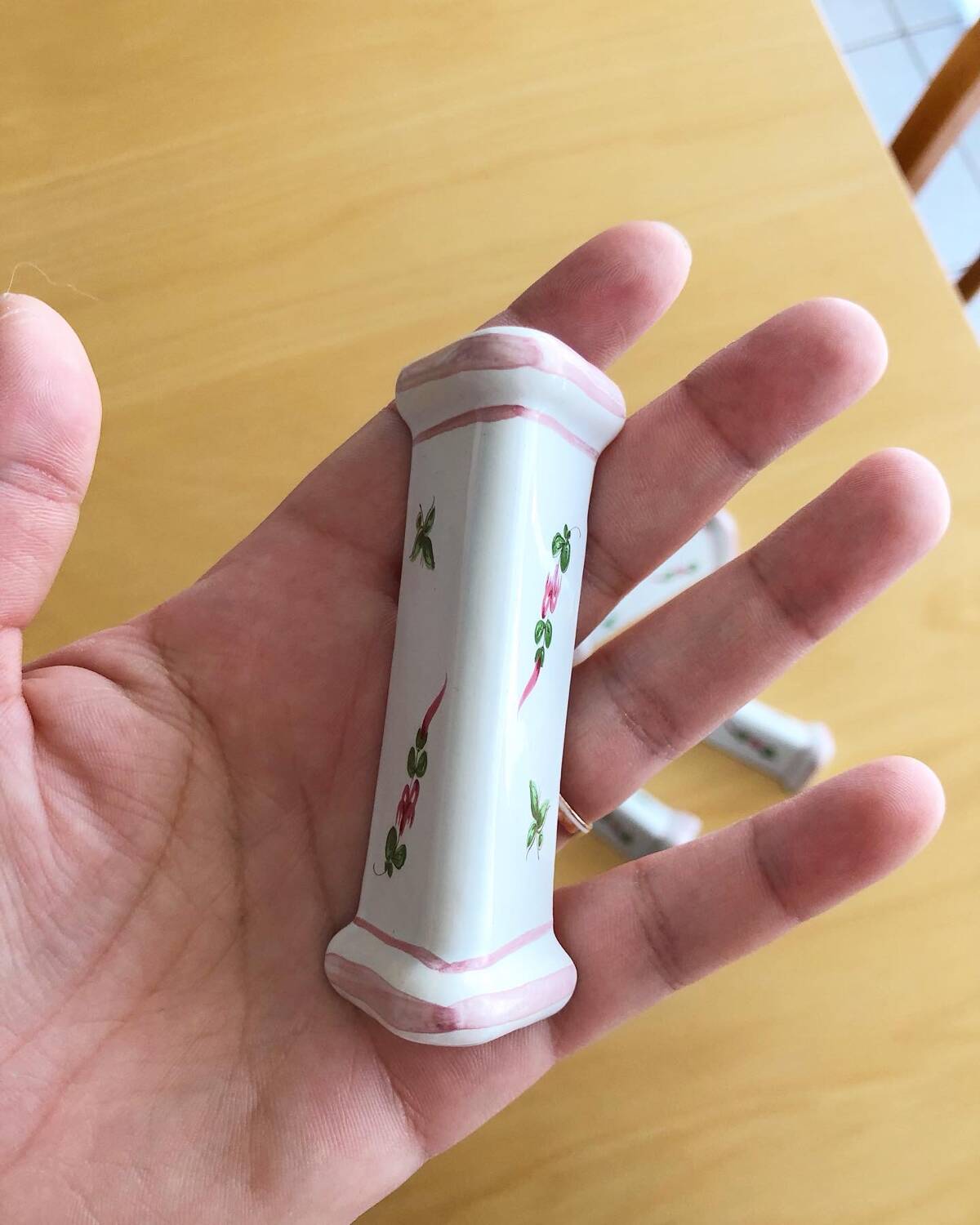 6 vintage knife holders