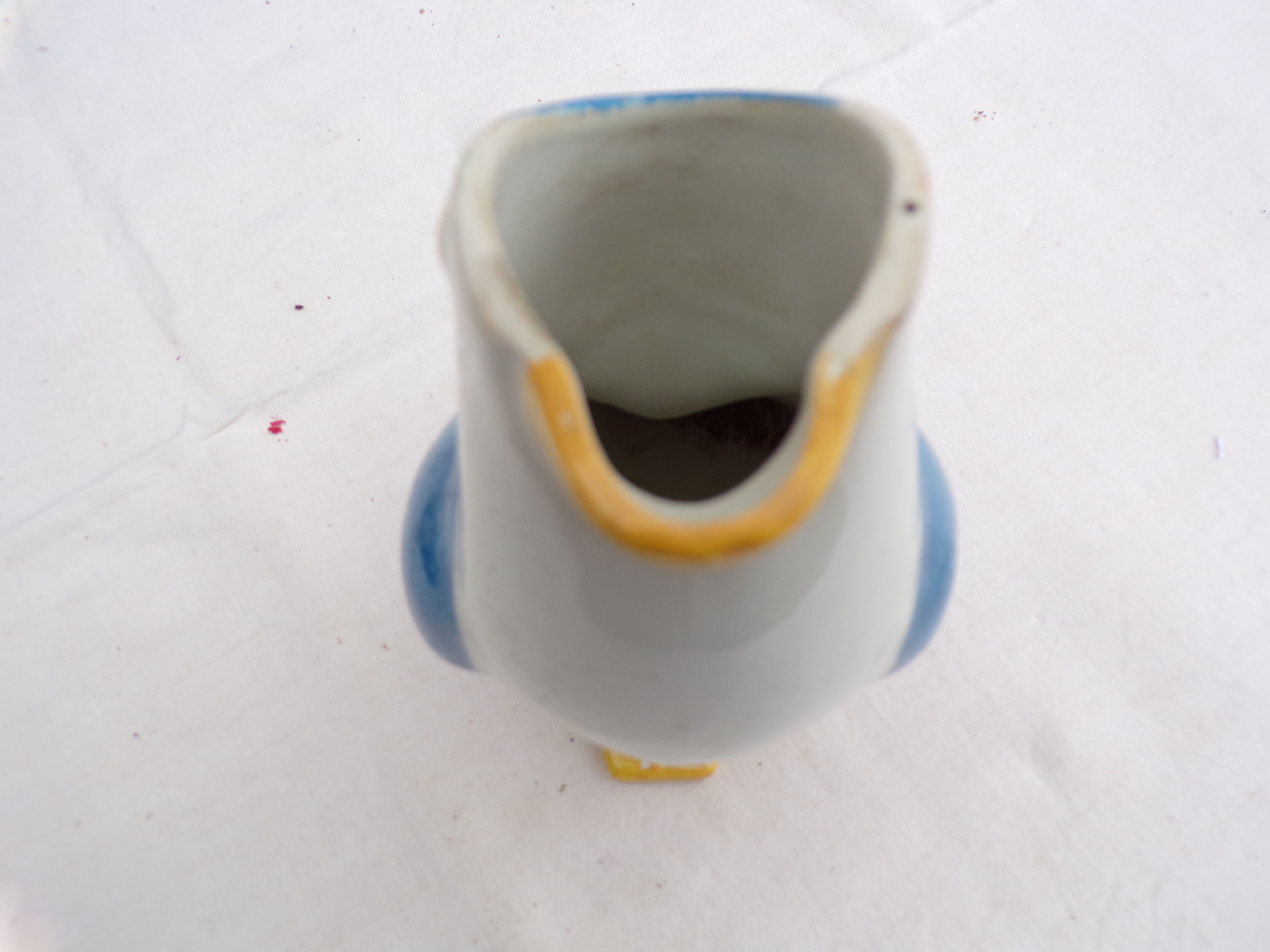 Pitcher Sandoz Havilland Penguin