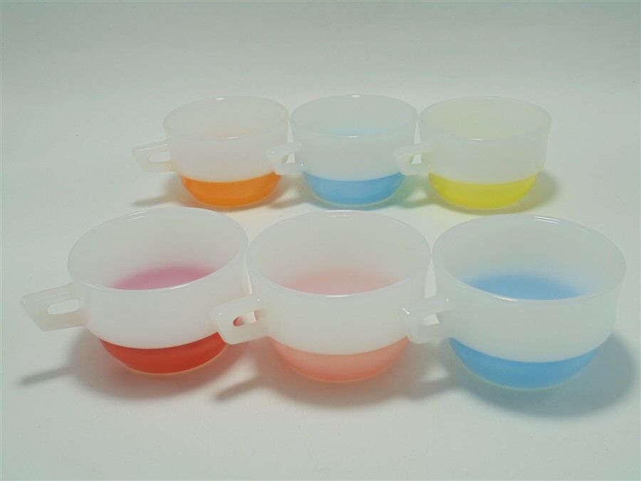 Set of 6 vintage cups