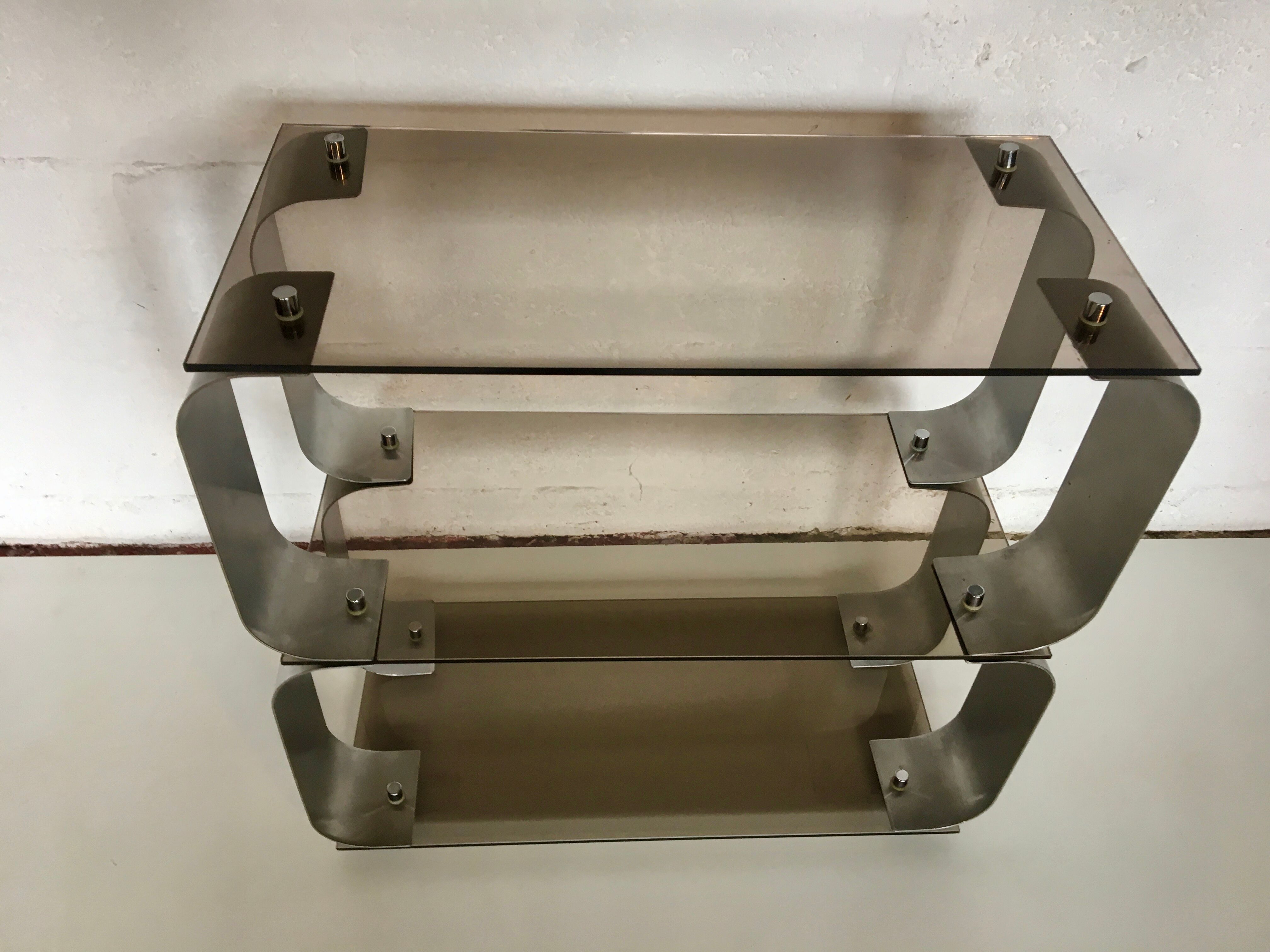 Pair of shelves by Donald singer, years 70.