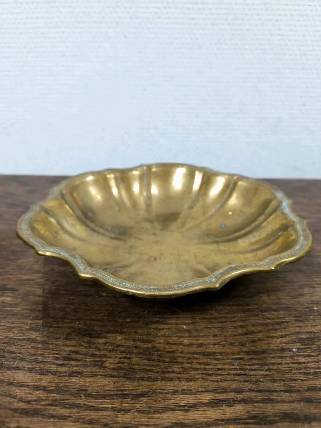 Antique brass catchall