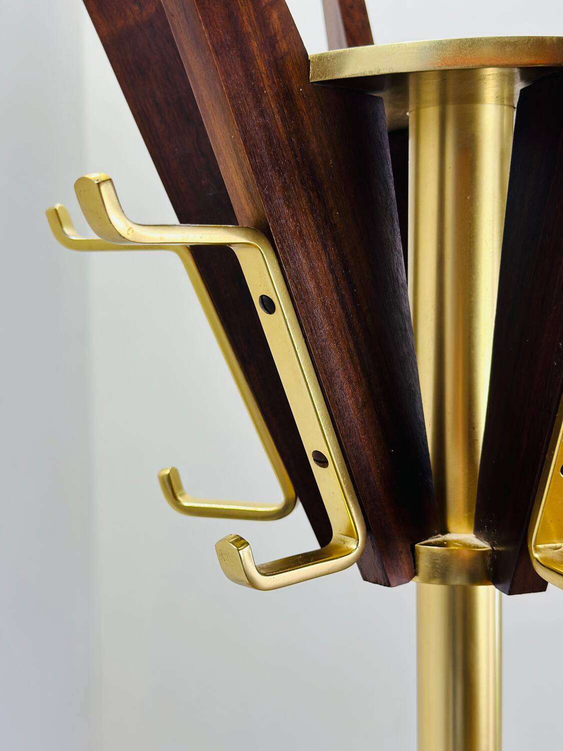 Coat hanger